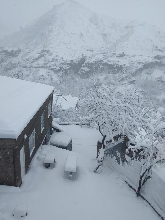 Nnn Guest House Goris Exterior photo
